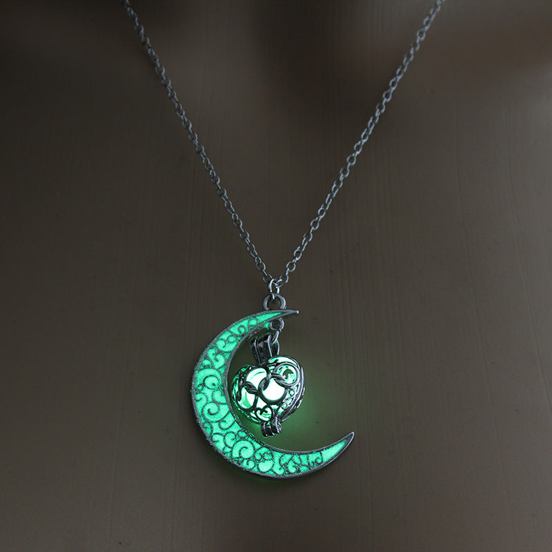 Glowing Pendant Necklaces Silver Plated Chain Necklaces